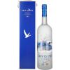 Francuska wódka premium Grey Goose w dużej butelce 4,5 litra z niebieskim. eleganckim kartonikiem prezentowym. Zamów online w dobrej cenie. 
